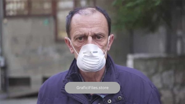 فوتیج مرد سالمند با ماسک Elderly Man Wearing A Mask