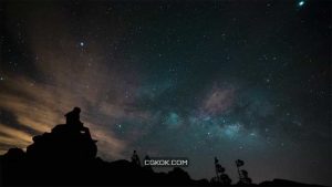 فوتیج مرد زیر آسمان شب Man Under The Night Sky