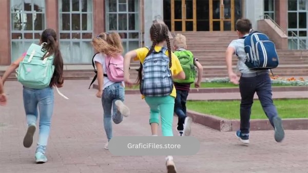 فوتیج بچه های مدرسه در حال دویدن School Kids With Backpacks Running
